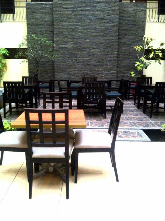Rota International Hotel Джакарта Екстер'єр фото