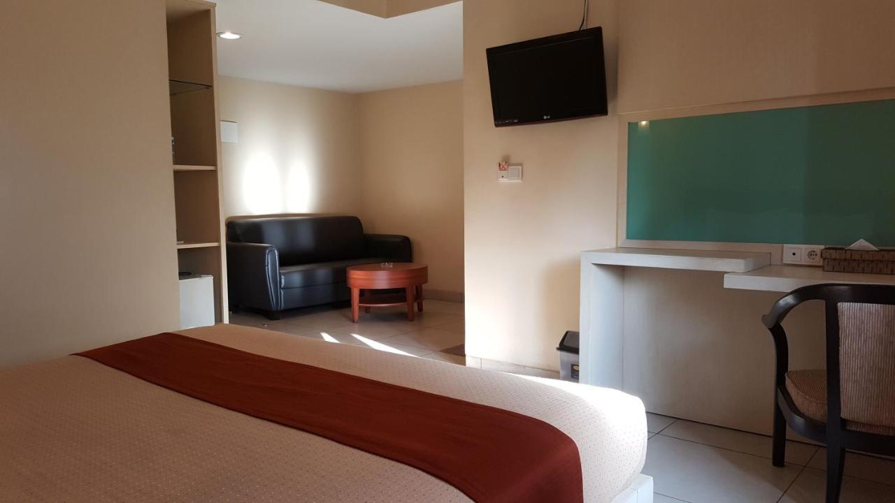 Rota International Hotel Джакарта Екстер'єр фото