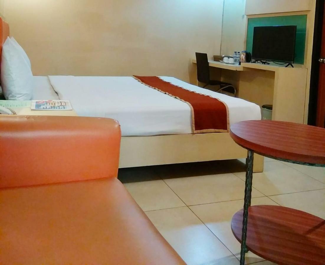 Rota International Hotel Джакарта Екстер'єр фото